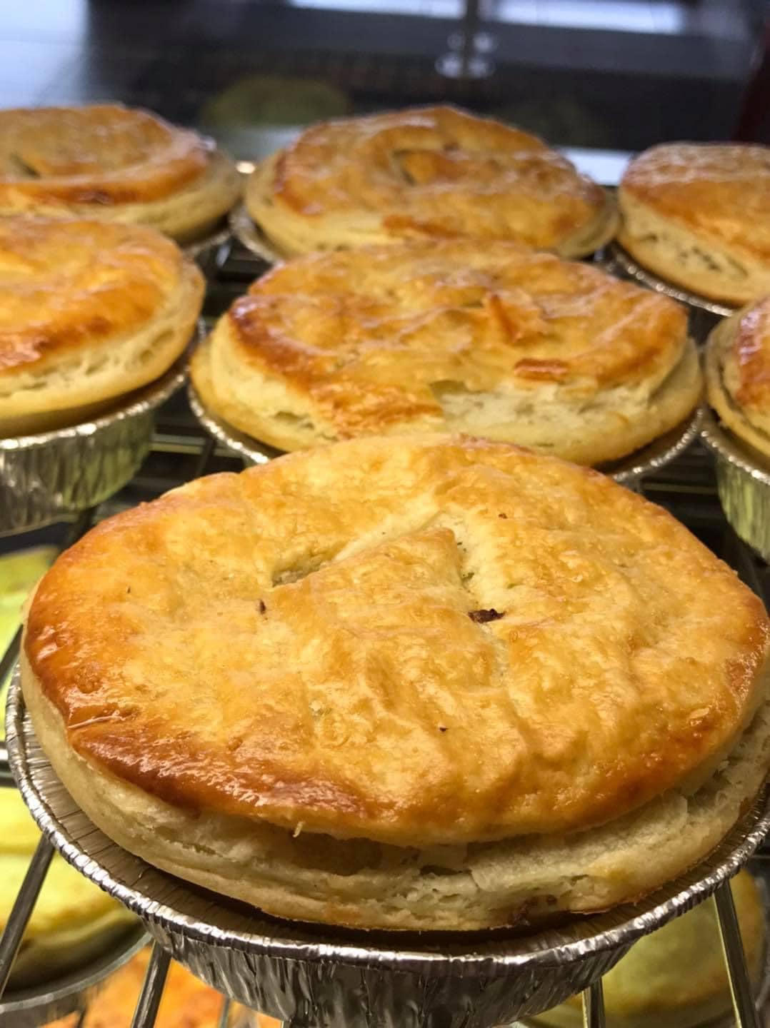 Artizan Gluten Free Bakery Rockhampton QLD Pyney's Pie Reviews