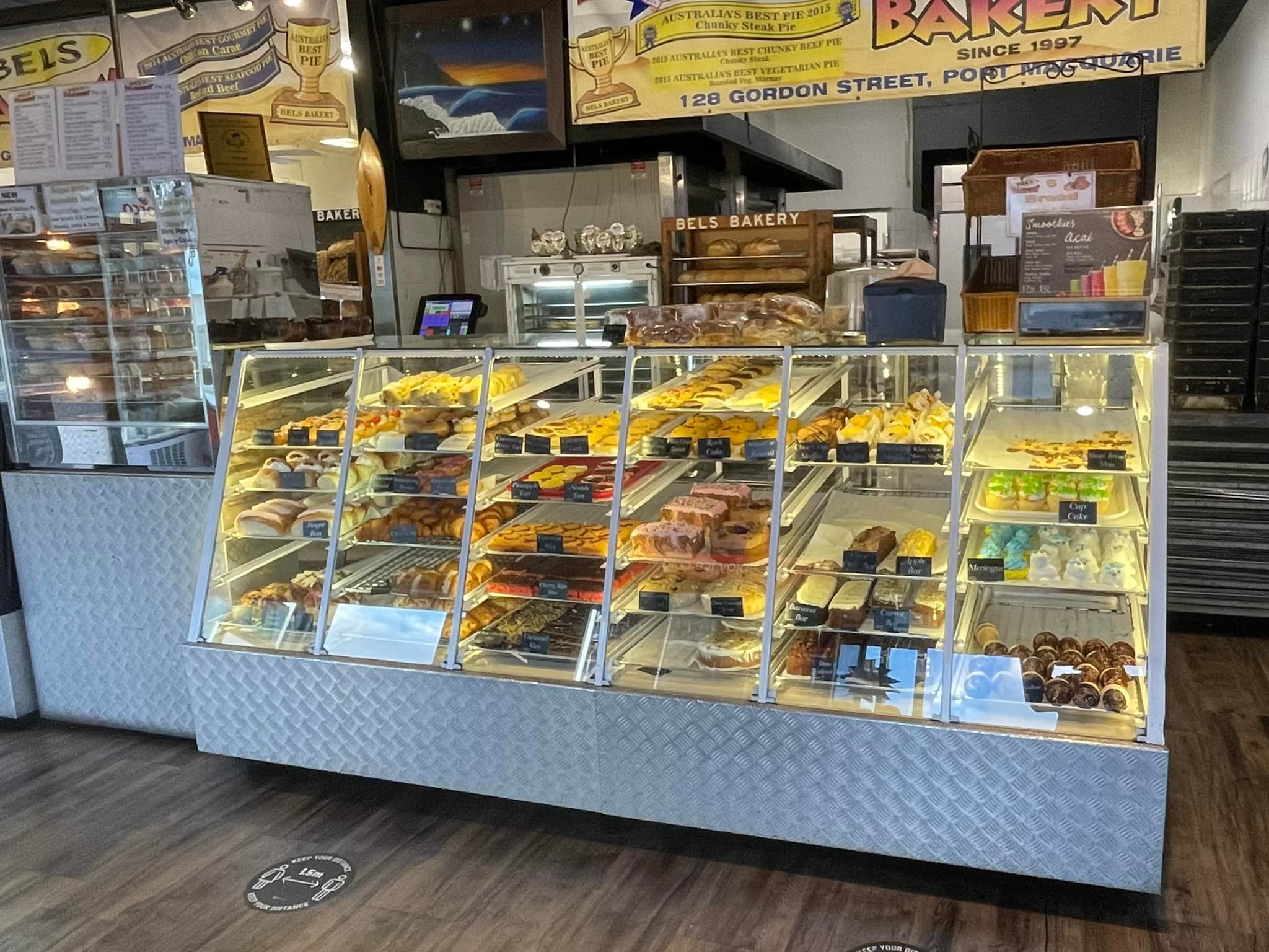 Bels Gordon St Bakery Port Macquarie NSW Pyney's Pie Reviews