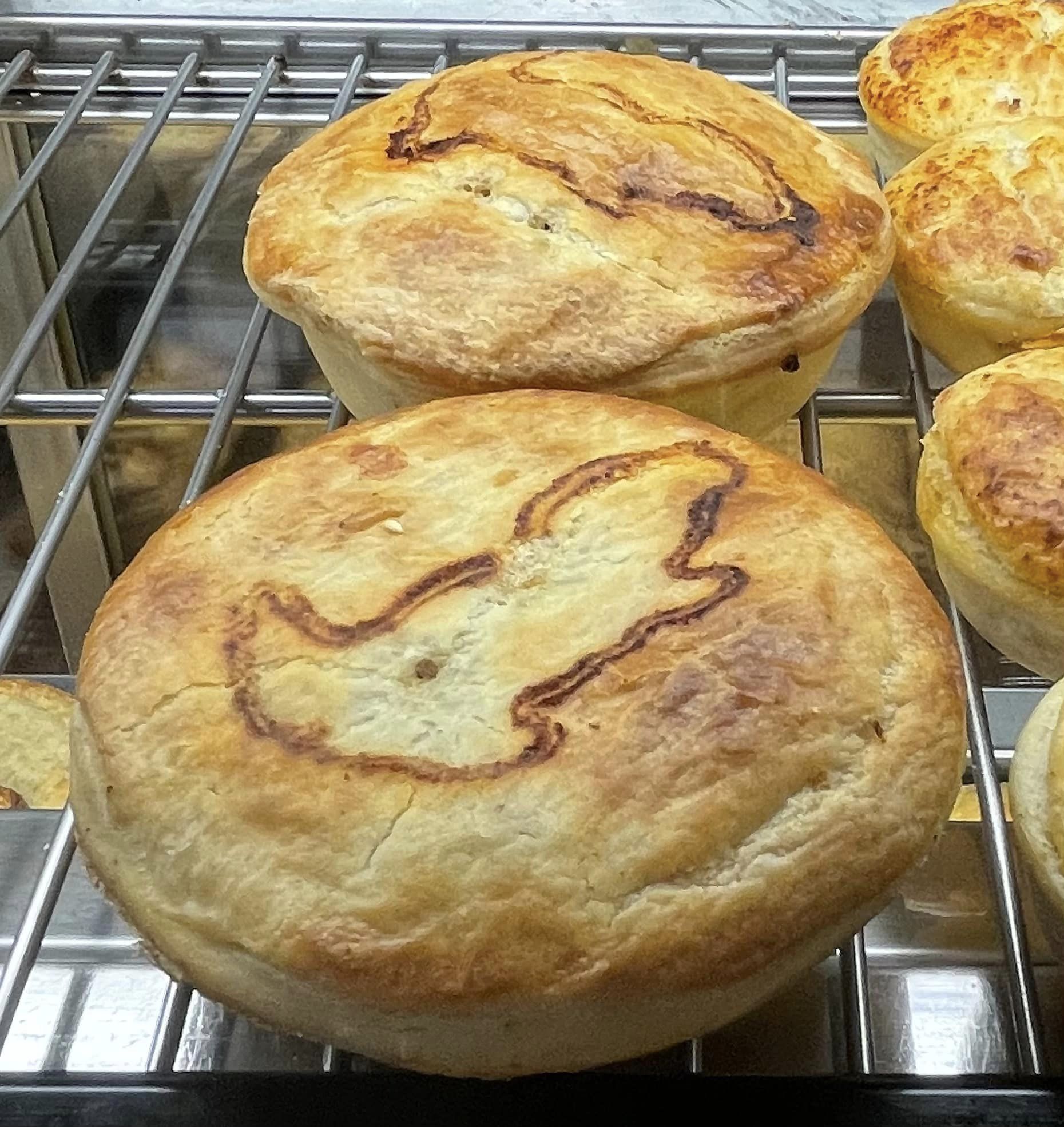 Mocka's Pies Port Douglas QLD Pyney's Pie Reviews