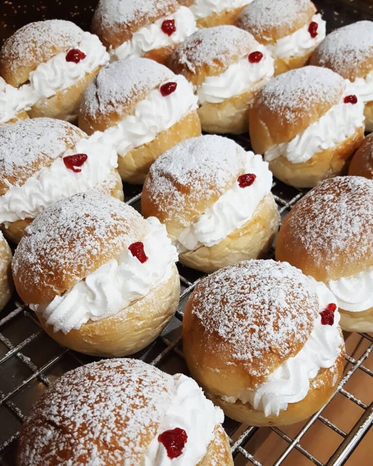 Mocka's Pies Port Douglas QLD Pyney's Pie Reviews